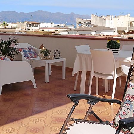 " Limoncello" Appartamento A 150 M Dal Mare ! Perfetto Per Famiglie E Coppie Алкамо Экстерьер фото