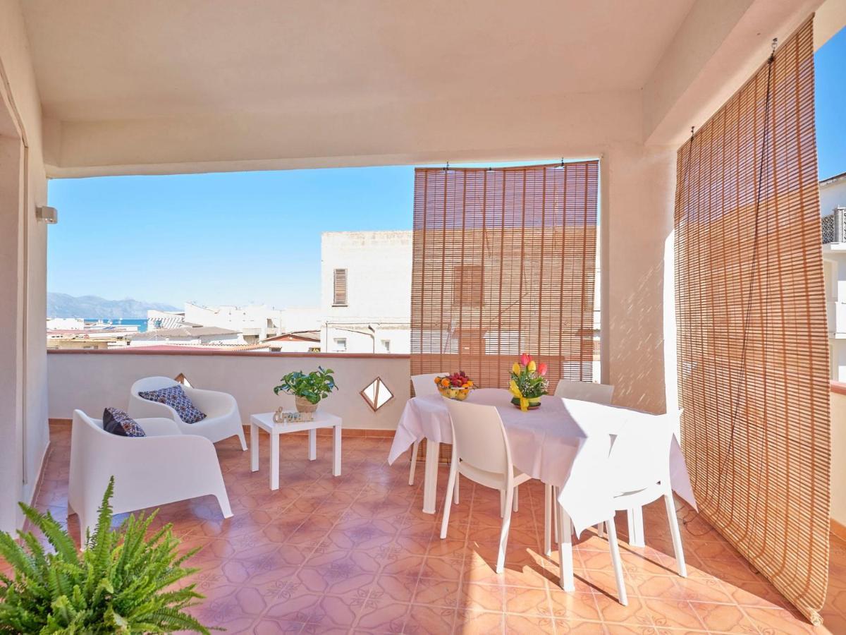 " Limoncello" Appartamento A 150 M Dal Mare ! Perfetto Per Famiglie E Coppie Алкамо Экстерьер фото